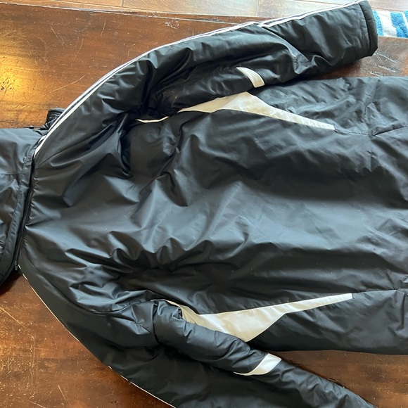 ADIDAS HOODED RAIN JACKET - Picture 3 of 3